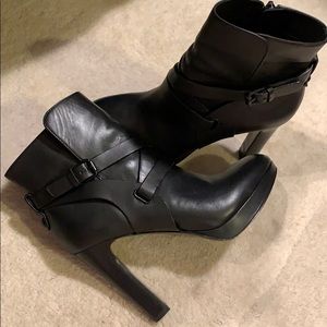 Stunning Vince Camuto Leather Boots